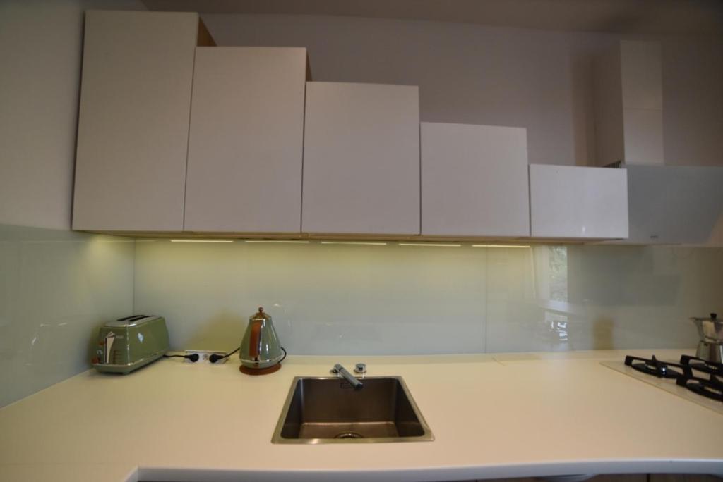 Designer Apartment 110M2 With King Size Beds & Equipped Kitchen Cracovie Extérieur photo