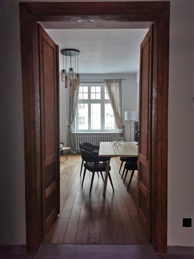 Designer Apartment 110M2 With King Size Beds & Equipped Kitchen Cracovie Extérieur photo