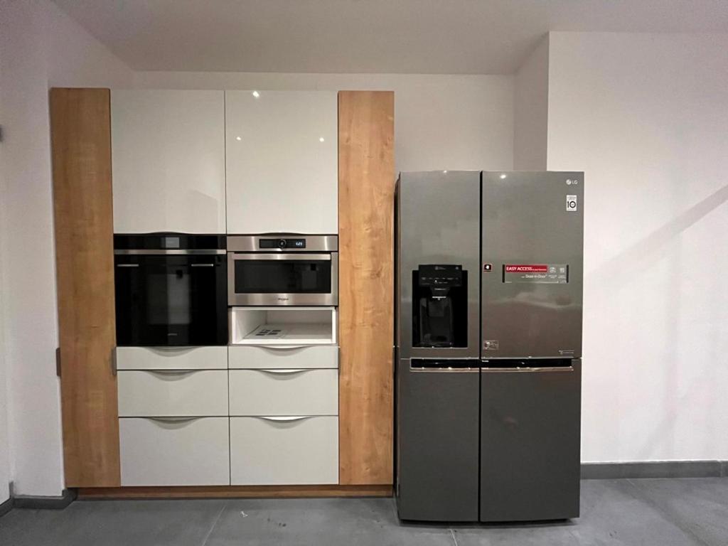 Designer Apartment 110M2 With King Size Beds & Equipped Kitchen Cracovie Extérieur photo
